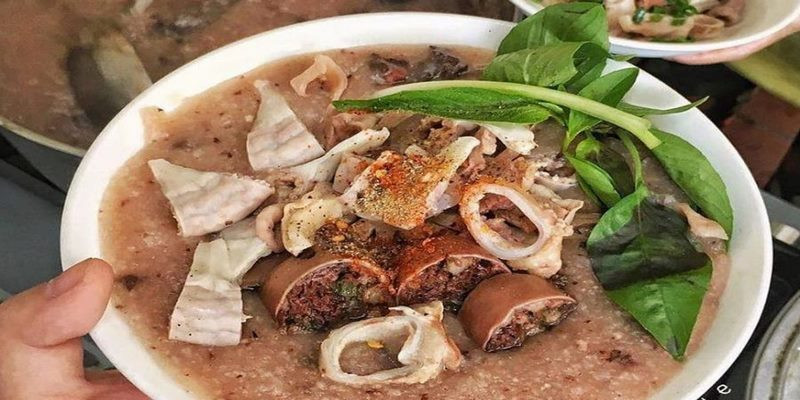 Mở quán cháo lòng - Quy trình thực hiện và một vài lưu ý 1 - Vinakitchen Tìm mặt bằng là việc đầu tiên bạn cần làm khi mở quán cháo lòng