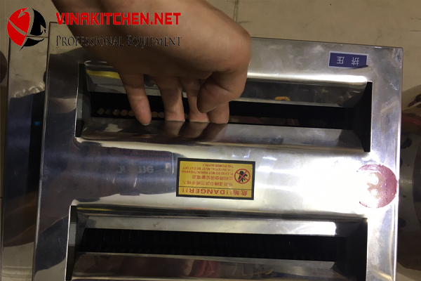 ve sinh may vien hoan quay tay 1 - Vinakitchen