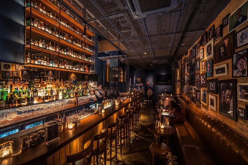Mở quán pub mini và 5 hạng mục chi phí cần chuẩn bị 1 - Vinakitchen Tiềm năng khi mở quán pub mini